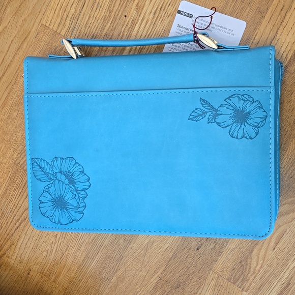 Bible Cover - Picture 2 of 6